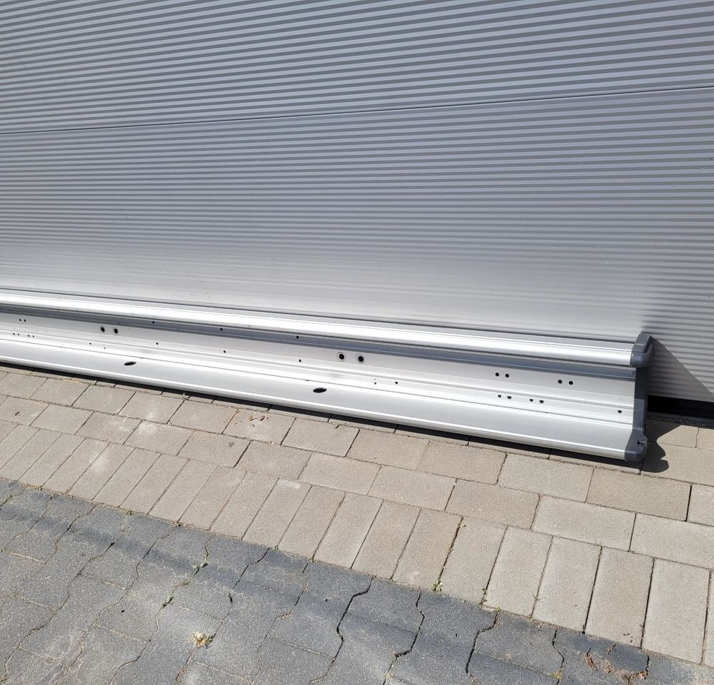 BELKA ZDERZAK SCANIA 2266598 ORYGINAŁ CHWALIM116 - Bumper voor Vrachtwagen: afbeelding 3 BELKA ZDERZAK SCANIA 2266598 ORYGINAŁ CHWALIM116 - Bumper voor Vrachtwagen: afbeelding 3