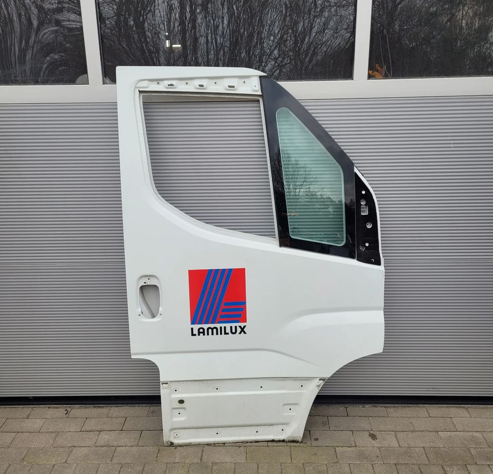 DRZWI IVECO DAILY NM RH. LUB LH. CANA ZA SZT. CHWALIM116 - Deur en onderdelen voor Bedrijfswagen: afbeelding 1 DRZWI IVECO DAILY NM RH. LUB LH. CANA ZA SZT. CHWALIM116 - Deur en onderdelen voor Bedrijfswagen: afbeelding 1
