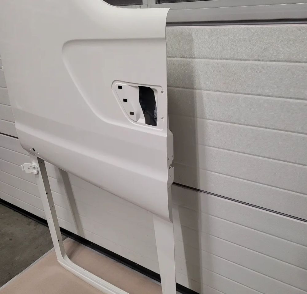 DRZWI SCANIA R PRAWE NOWY ORYGINAŁ - Deur en onderdelen voor Vrachtwagen: afbeelding 2 DRZWI SCANIA R PRAWE NOWY ORYGINAŁ - Deur en onderdelen voor Vrachtwagen: afbeelding 2