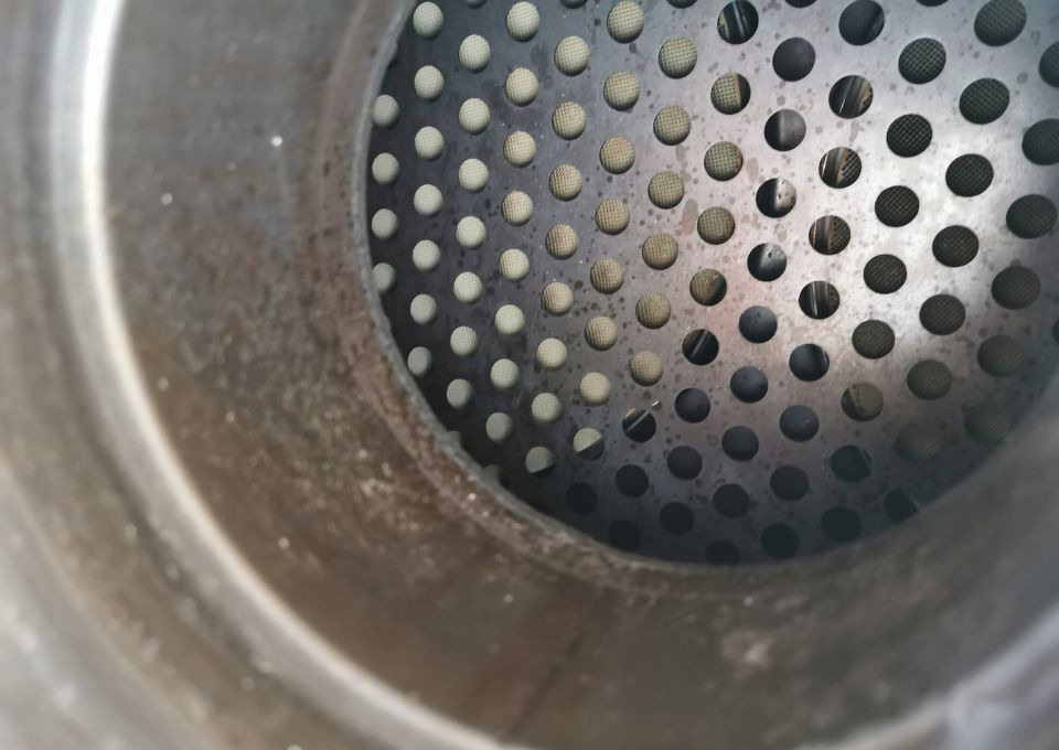 KATALIZATOR VOLVO FH GAMA K 21427939 P10 - Katalysator voor Vrachtwagen: afbeelding 2 KATALIZATOR VOLVO FH GAMA K 21427939 P10 - Katalysator voor Vrachtwagen: afbeelding 2