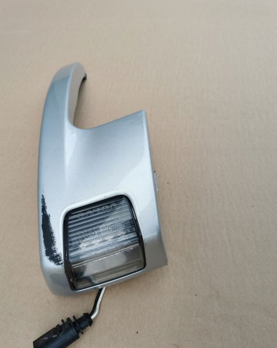 KIERUNKOWSKAZ VOLVO FM 82462033 RH. E6. - Richtingaanwijzer voor Vrachtwagen: afbeelding 1 KIERUNKOWSKAZ VOLVO FM 82462033 RH. E6. - Richtingaanwijzer voor Vrachtwagen: afbeelding 1