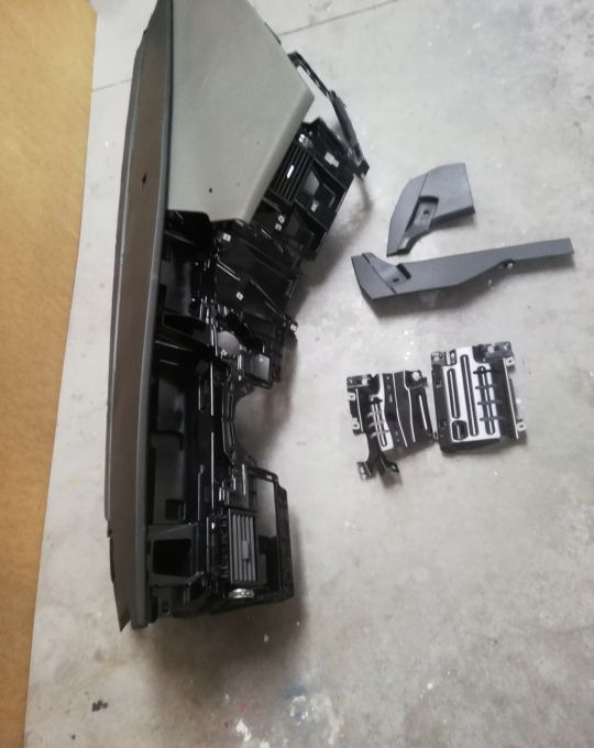 KONSOLA DESKA VOLVO FH4 - Instrumentenpaneel voor Vrachtwagen: afbeelding 2 KONSOLA DESKA VOLVO FH4 - Instrumentenpaneel voor Vrachtwagen: afbeelding 2