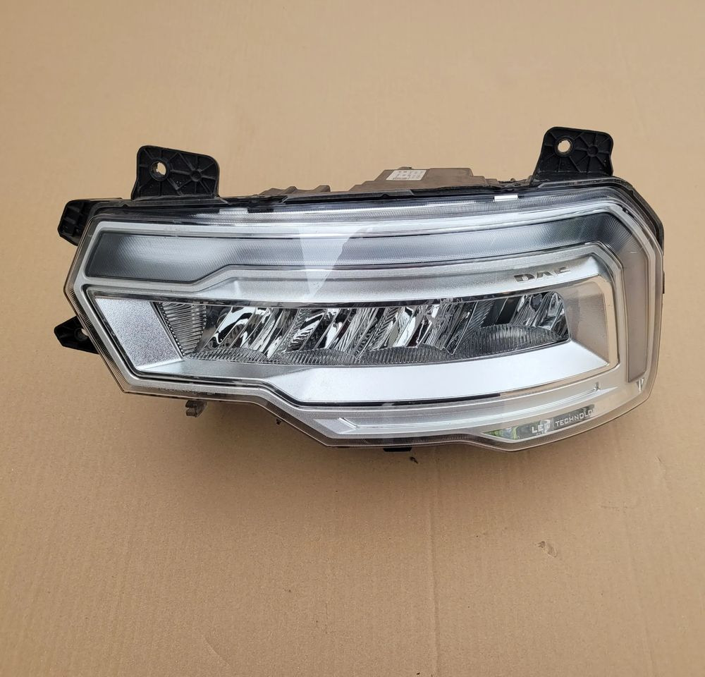 LAMPA LED DAF XG XD LEWA ORYGINAŁ 2188982 CHWALIM116 - Lichten/ Verlichting voor Vrachtwagen: afbeelding 1 LAMPA LED DAF XG XD LEWA ORYGINAŁ 2188982 CHWALIM116 - Lichten/ Verlichting voor Vrachtwagen: afbeelding 1