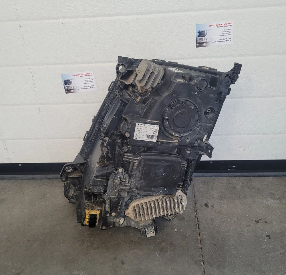 LAMPA VOLVO FMX RH ORYGINAŁ 22239057 CHWALIM116 - Lichten/ Verlichting voor Vrachtwagen: afbeelding 4 LAMPA VOLVO FMX RH ORYGINAŁ 22239057 CHWALIM116 - Lichten/ Verlichting voor Vrachtwagen: afbeelding 4