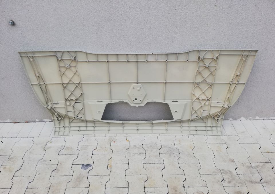 MASKA ATRAPA RENAULT MIDLUM ORYGINAŁ - Motorkap voor Vrachtwagen: afbeelding 5 MASKA ATRAPA RENAULT MIDLUM ORYGINAŁ - Motorkap voor Vrachtwagen: afbeelding 5