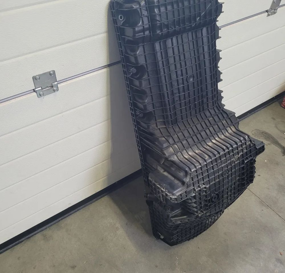 MISKA OLEJOWA MERCEDES ACTROS AXOR MP4 A470 010 43 13 - Carterpan voor Vrachtwagen: afbeelding 2 MISKA OLEJOWA MERCEDES ACTROS AXOR MP4 A470 010 43 13 - Carterpan voor Vrachtwagen: afbeelding 2