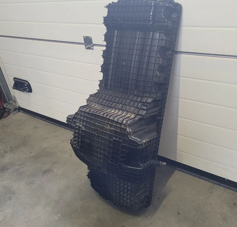 MISKA OLEJOWA MERCEDES ACTROS AXOR MP4 A470 010 43 13 - Carterpan voor Vrachtwagen: afbeelding 3 MISKA OLEJOWA MERCEDES ACTROS AXOR MP4 A470 010 43 13 - Carterpan voor Vrachtwagen: afbeelding 3