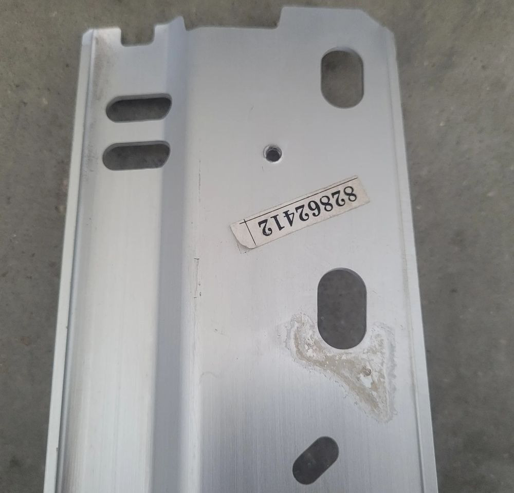 ORUROWANIE VOLVO FH4 FH5 NISKA KABINA 82862412 ORYGINAŁ CHWALIM116 - Carrosserie en exterieur voor Vrachtwagen: afbeelding 5 ORUROWANIE VOLVO FH4 FH5 NISKA KABINA 82862412 ORYGINAŁ CHWALIM116 - Carrosserie en exterieur voor Vrachtwagen: afbeelding 5