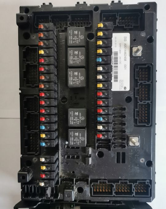 SAM CABIN MERCEDES ACTROS MP4 A001 446 24 58/001 - Zekeringkast voor Vrachtwagen: afbeelding 1 SAM CABIN MERCEDES ACTROS MP4 A001 446 24 58/001 - Zekeringkast voor Vrachtwagen: afbeelding 1