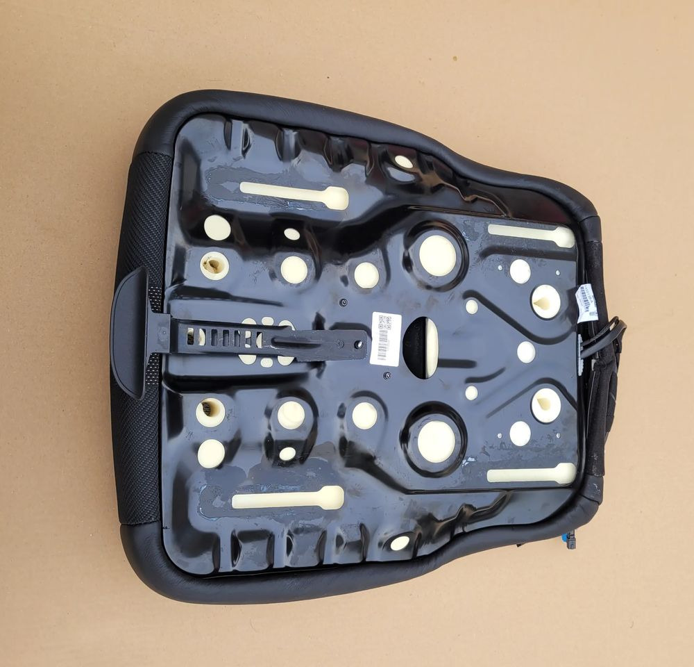 SIEDZISKO FOTELA DAF XF XG ORYGINAŁ CHWALIM116 - Zitplaats voor Vrachtwagen: afbeelding 2 SIEDZISKO FOTELA DAF XF XG ORYGINAŁ CHWALIM116 - Zitplaats voor Vrachtwagen: afbeelding 2