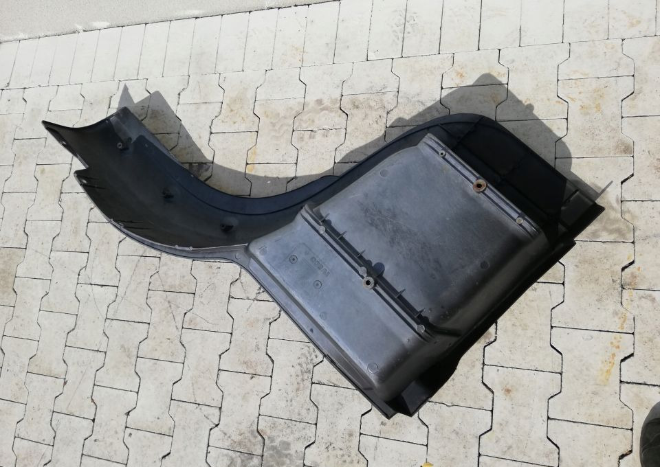 STOPNICA WŁAZ IVECO EUROCARGO 120/ RH/LH ORYGINAŁ - Treeplank voor Vrachtwagen: afbeelding 2 STOPNICA WŁAZ IVECO EUROCARGO 120/ RH/LH ORYGINAŁ - Treeplank voor Vrachtwagen: afbeelding 2