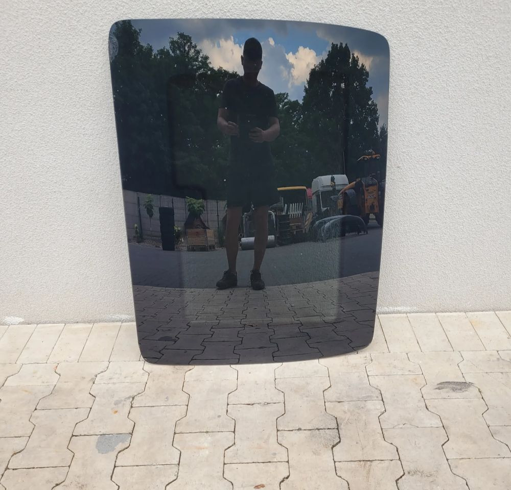 SZYBERDACH VOLVO FH4 - Carrosserie en exterieur: afbeelding 1 SZYBERDACH VOLVO FH4 - Carrosserie en exterieur: afbeelding 1