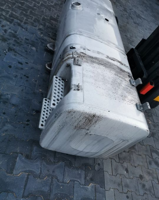 ZBIORNIK PALIWA MAN TGX TGS 210X63X68 AB/D - Brandstoftank: afbeelding 2 ZBIORNIK PALIWA MAN TGX TGS 210X63X68 AB/D - Brandstoftank: afbeelding 2