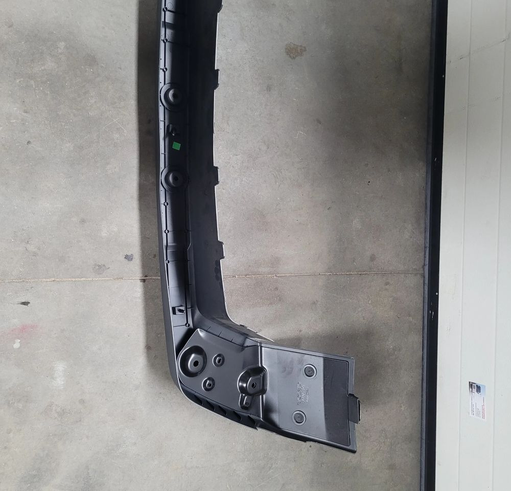 ZDERZAK VOLVO FMX 84236048 CHWALIM116 - Bumper voor Vrachtwagen: afbeelding 5 ZDERZAK VOLVO FMX 84236048 CHWALIM116 - Bumper voor Vrachtwagen: afbeelding 5