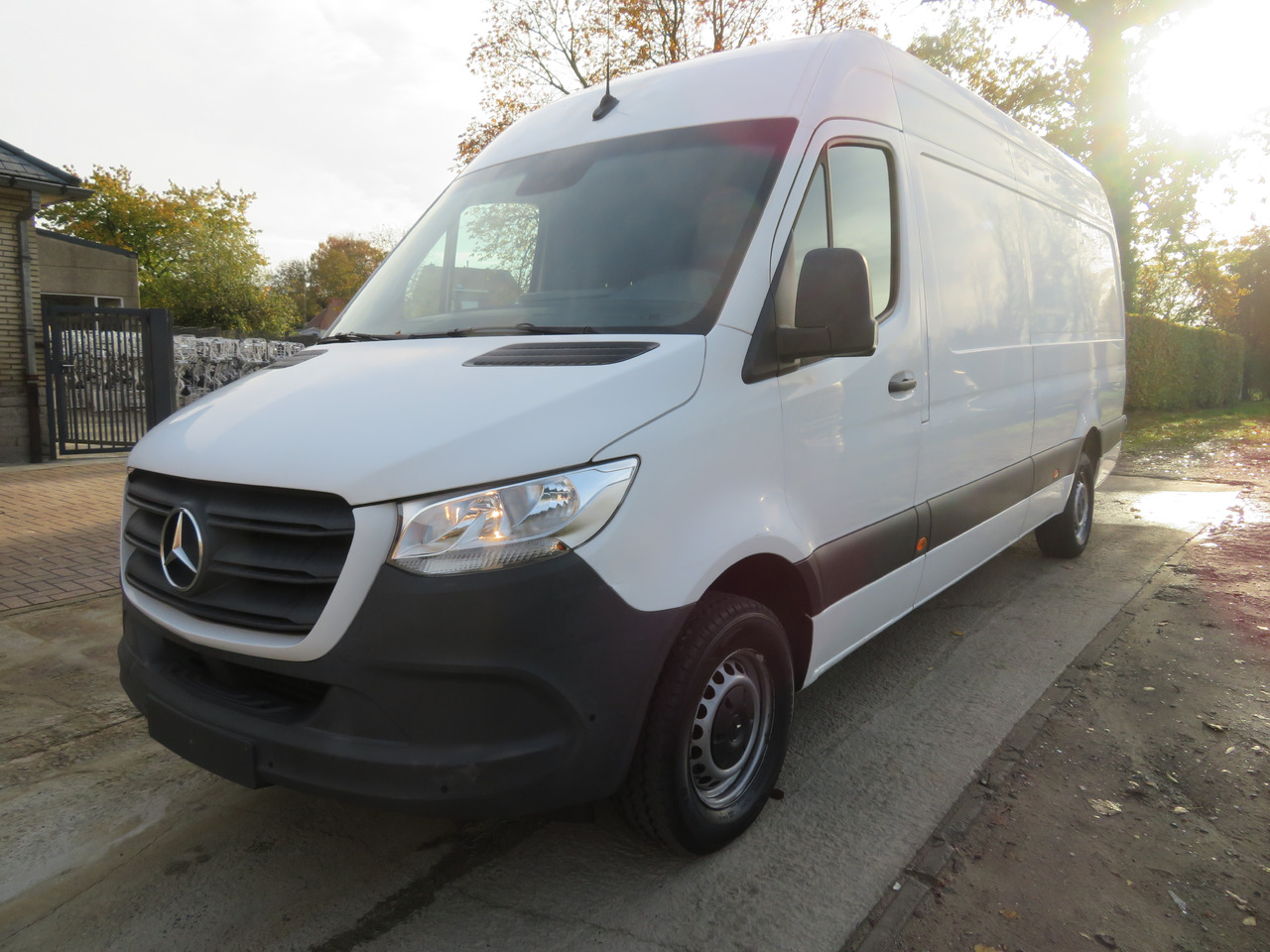 Mercedes-Benz Sprinter 317cdi - A3H2 - 3.5T trekvermogen - Gesloten bestelwagen: afbeelding 3 Mercedes-Benz Sprinter 317cdi - A3H2 - 3.5T trekvermogen - Gesloten bestelwagen: afbeelding 3