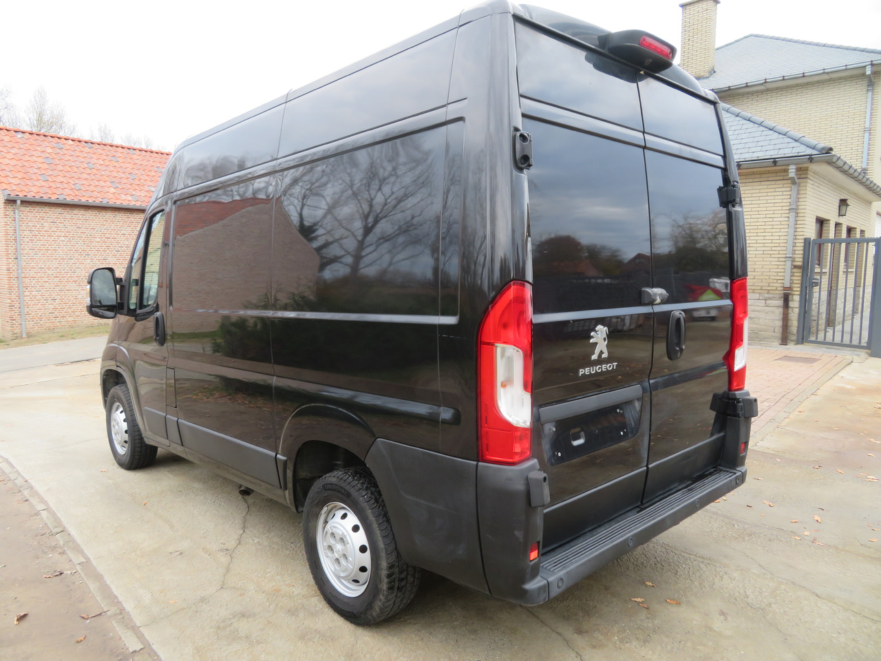 Peugeot Boxer 2.2 BlueHDI L1H2 premium - Kleine bestelwagen: afbeelding 5 Peugeot Boxer 2.2 BlueHDI L1H2 premium - Kleine bestelwagen: afbeelding 5