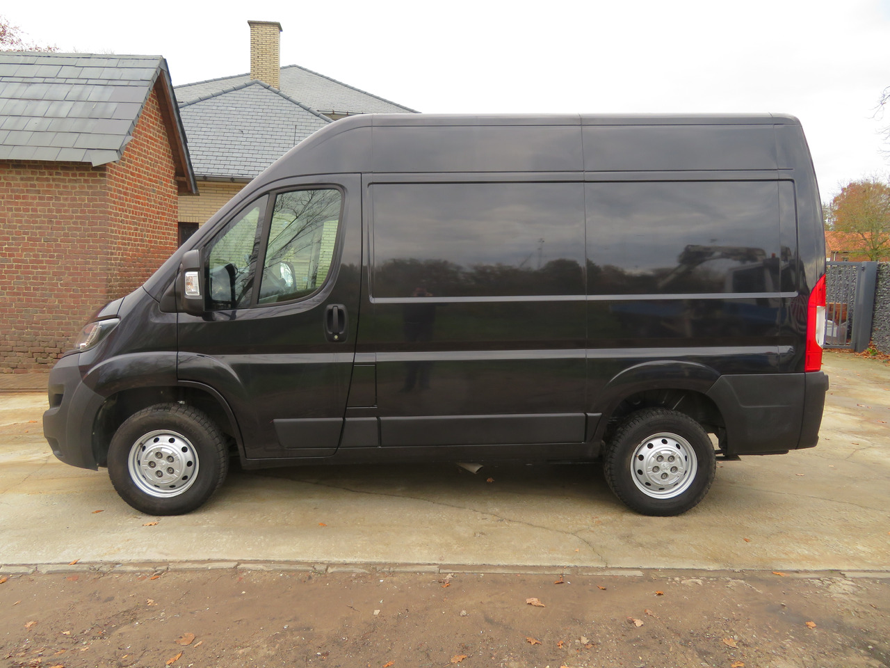 Peugeot Boxer 2.2 BlueHDI L1H2 premium - Kleine bestelwagen: afbeelding 4 Peugeot Boxer 2.2 BlueHDI L1H2 premium - Kleine bestelwagen: afbeelding 4