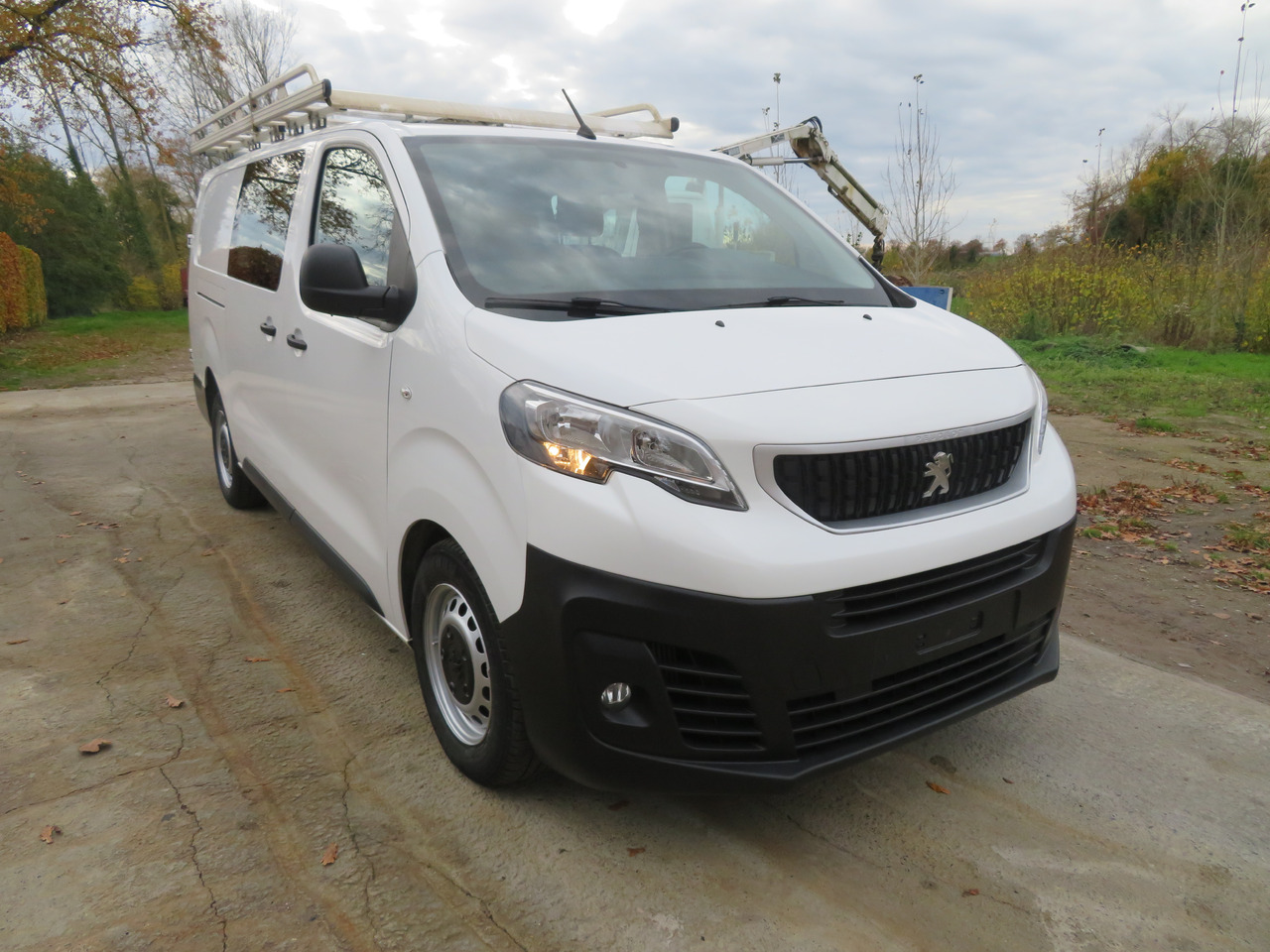 Peugeot Expert 2.0 BlueHDi - L3 - dubbel cabine - Gesloten bestelwagen, Bestelwagen met dubbele cabine: afbeelding 1 Peugeot Expert 2.0 BlueHDi - L3 - dubbel cabine - Gesloten bestelwagen, Bestelwagen met dubbele cabine: afbeelding 1