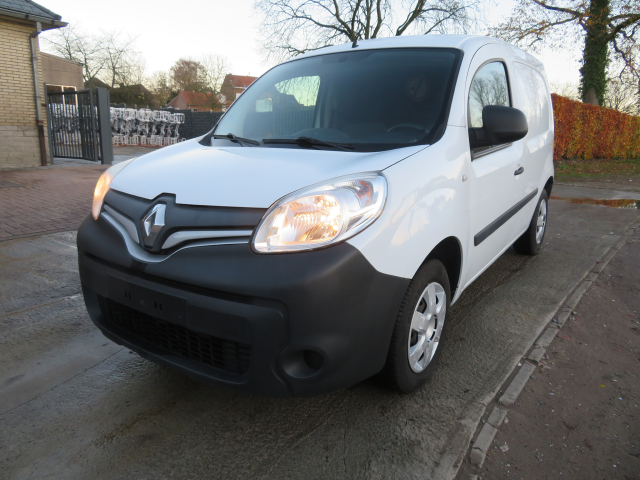 Renault Kangoo EXPRESS ENERGY 1.5dCi - Kleine bestelwagen: afbeelding 3 Renault Kangoo EXPRESS ENERGY 1.5dCi - Kleine bestelwagen: afbeelding 3