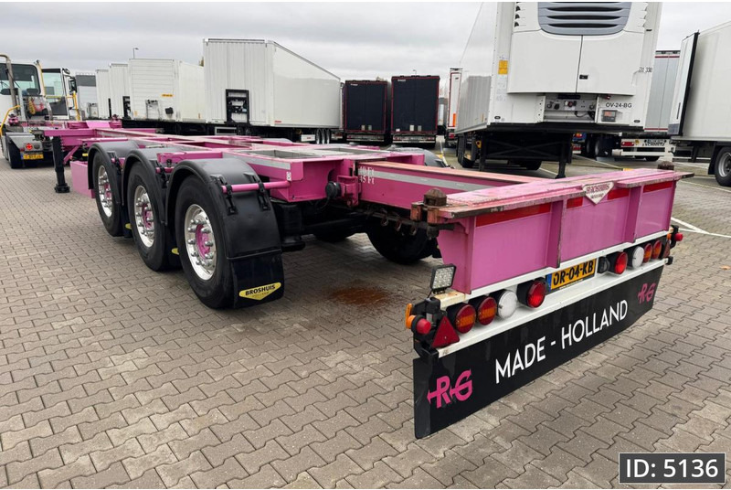 Broshuis 3UCC-39/45 Multi / 2x Extandable / 2x Lift Axle - Containertransporter/ Wissellaadbak oplegger: afbeelding 3 Broshuis 3UCC-39/45 Multi / 2x Extandable / 2x Lift Axle - Containertransporter/ Wissellaadbak oplegger: afbeelding 3