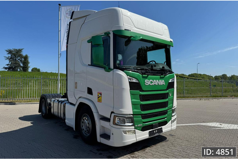 Scania R450 Topline, Euro 6, / Retarder / Standklima / 2x Tank, Intarder - Trekker: afbeelding 4 Scania R450 Topline, Euro 6, / Retarder / Standklima / 2x Tank, Intarder - Trekker: afbeelding 4
