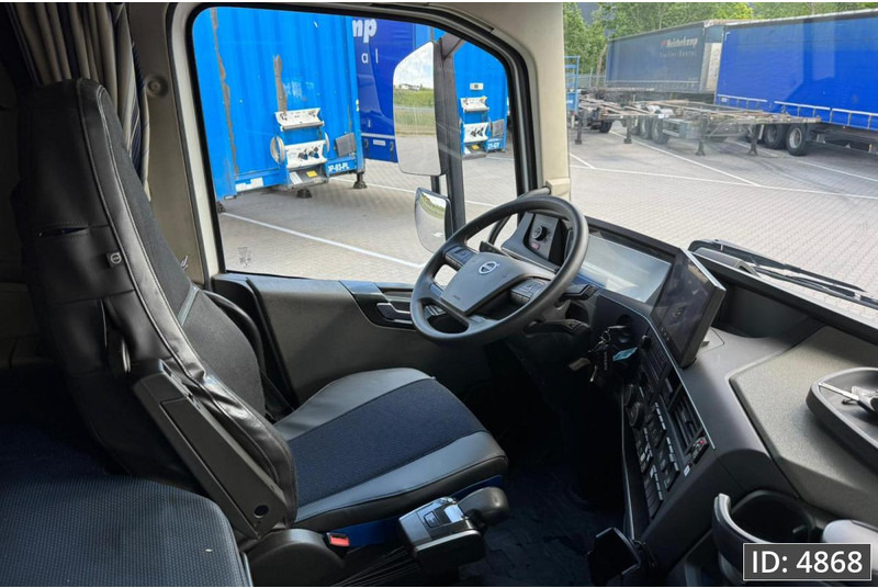Containertransporter/ Wissellaadbak vrachtwagen Volvo FH 500 Globetrotter, Euro 6, / 6x2 / Hydraulic body / frame 7.4 m / Tail lift: afbeelding 7