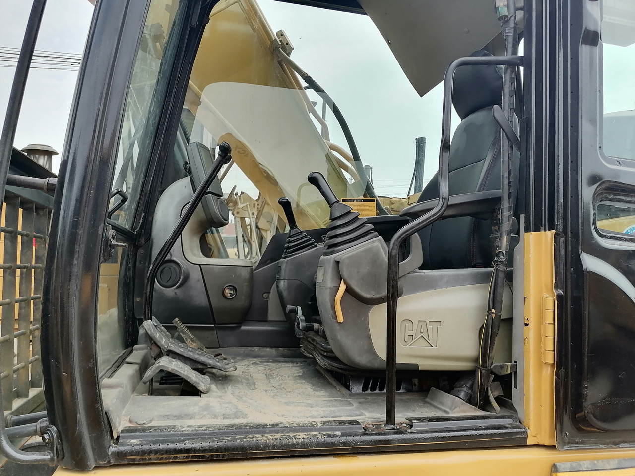CAT 312D Excavator Click for Discount - Graafmachine: afbeelding 2 CAT 312D Excavator Click for Discount - Graafmachine: afbeelding 2