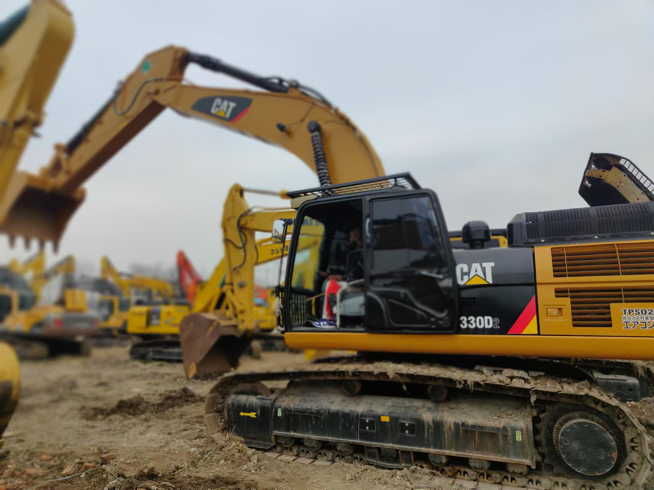 CATERPILLAR 330D - Rupsgraafmachine: afbeelding 2 CATERPILLAR 330D - Rupsgraafmachine: afbeelding 2