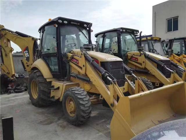 CATERPILLAR Backhoe Loader 420F Click Here for Discount - Graaflaadmachine: afbeelding 2 CATERPILLAR Backhoe Loader 420F Click Here for Discount - Graaflaadmachine: afbeelding 2