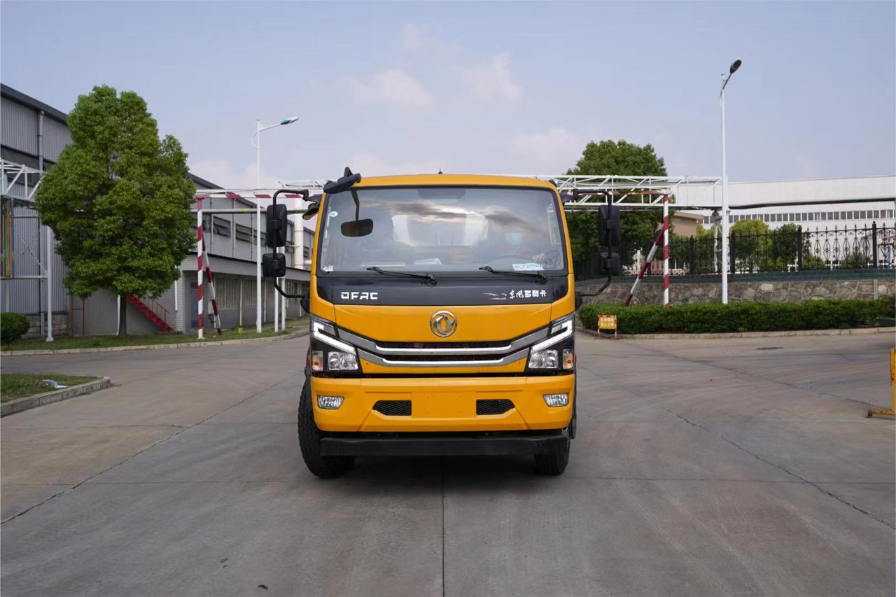 DONGFENG Asphalt Spreader - Asfaltafwerkmachine: afbeelding 2 DONGFENG Asphalt Spreader - Asfaltafwerkmachine: afbeelding 2