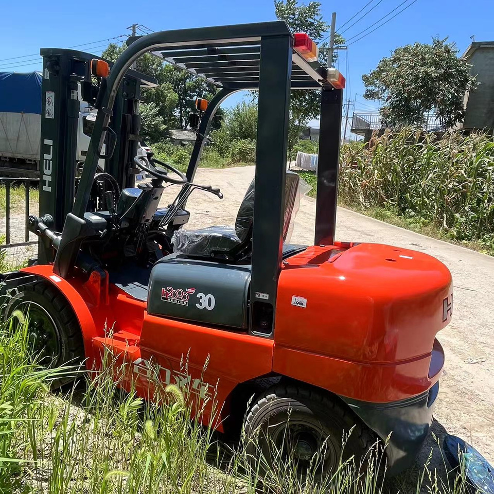 HELI Forklift 3 ton Click Here for Discount - Diesel heftruck: afbeelding 1 HELI Forklift 3 ton Click Here for Discount - Diesel heftruck: afbeelding 1