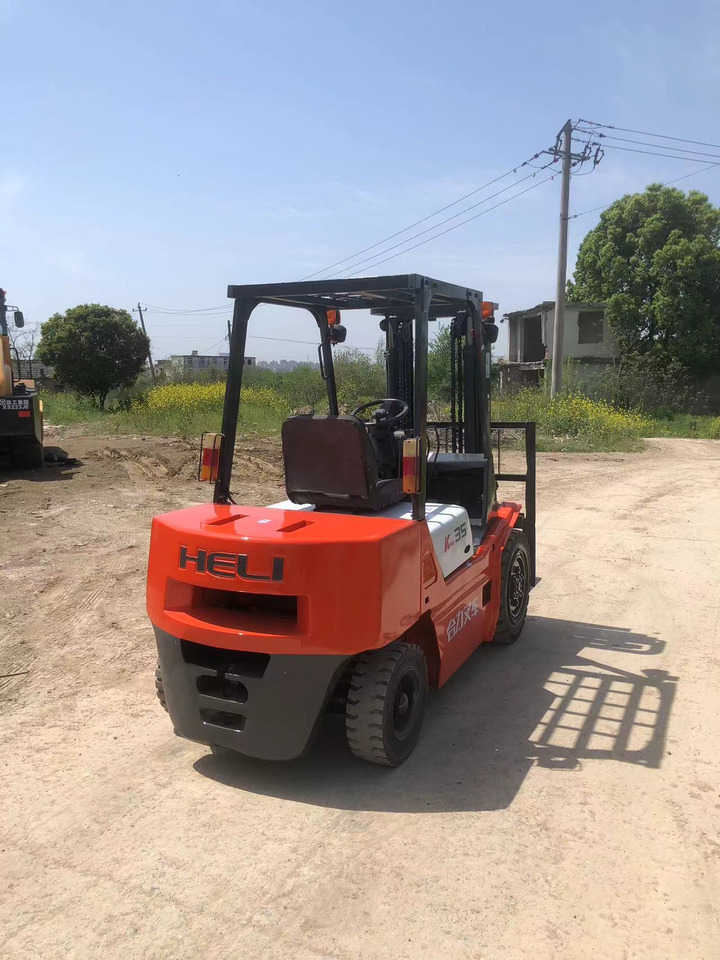 HELI K35 Forklift Click Here for Discount - Diesel heftruck: afbeelding 2 HELI K35 Forklift Click Here for Discount - Diesel heftruck: afbeelding 2