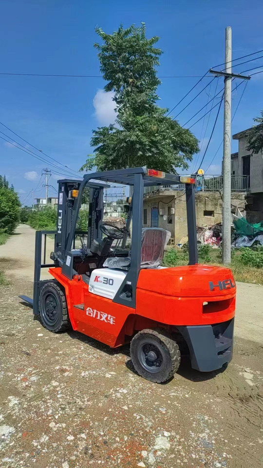 HELI K35 Forklift Click Here for Discount - Diesel heftruck: afbeelding 3 HELI K35 Forklift Click Here for Discount - Diesel heftruck: afbeelding 3