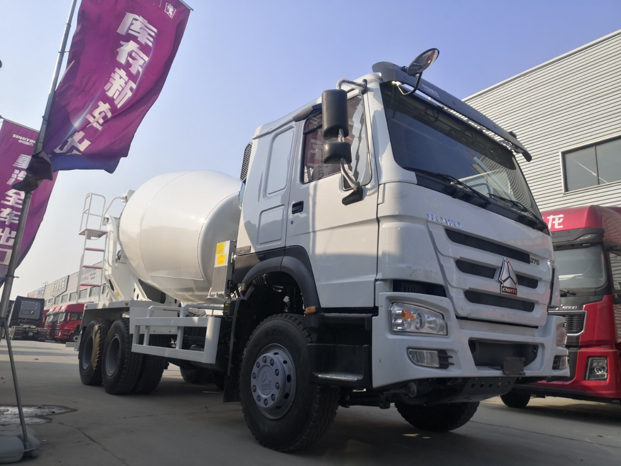 HOWO 10Cube Cement Mixer Truck 6*4 Click Here for Discount - Betonmixer: afbeelding 1 HOWO 10Cube Cement Mixer Truck 6*4 Click Here for Discount - Betonmixer: afbeelding 1