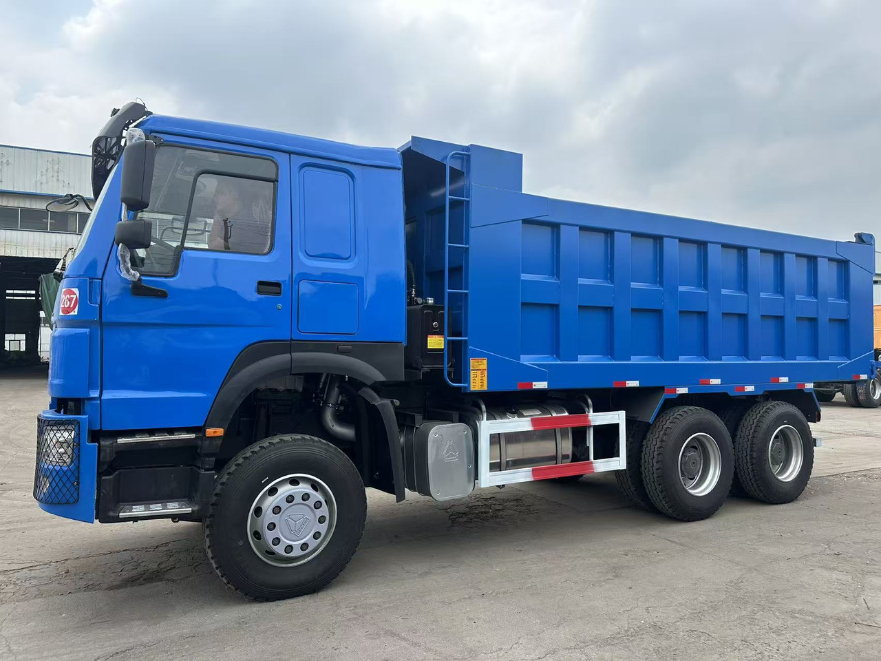 HOWO Haohan 6✖4 Dump Truck Click Here for Discount - Bakwagen: afbeelding 3 HOWO Haohan 6✖4 Dump Truck Click Here for Discount - Bakwagen: afbeelding 3