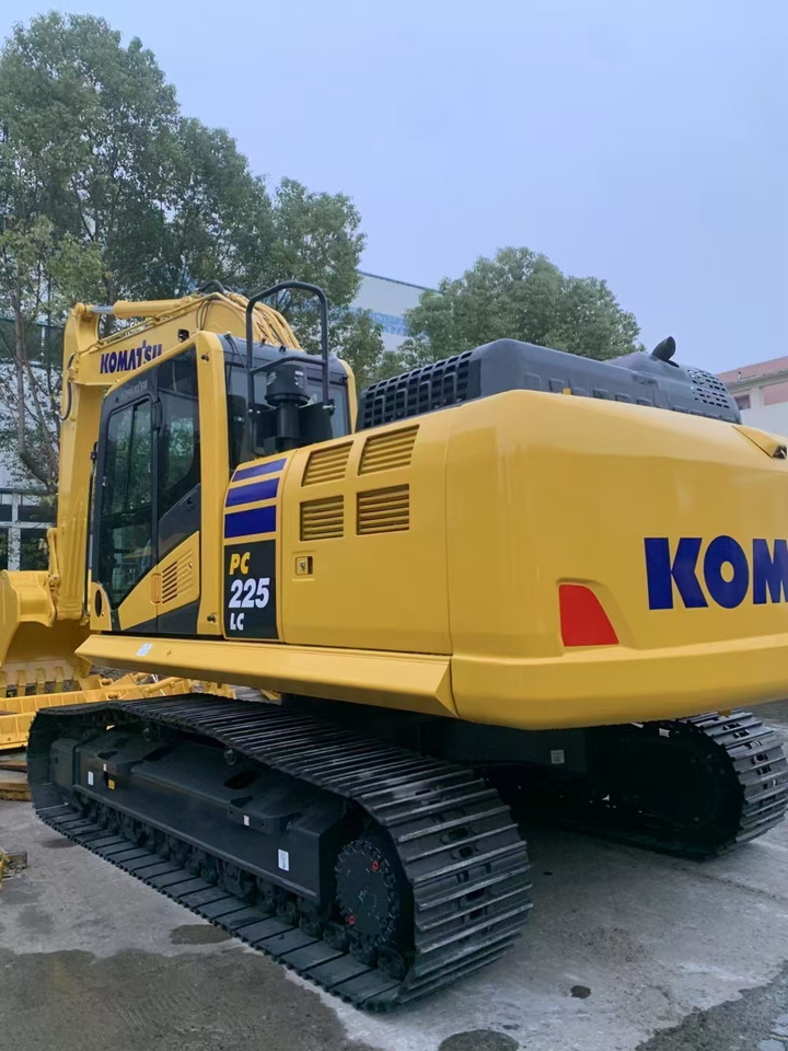 KOMATSU PC225 - Rupsgraafmachine: afbeelding 1 KOMATSU PC225 - Rupsgraafmachine: afbeelding 1