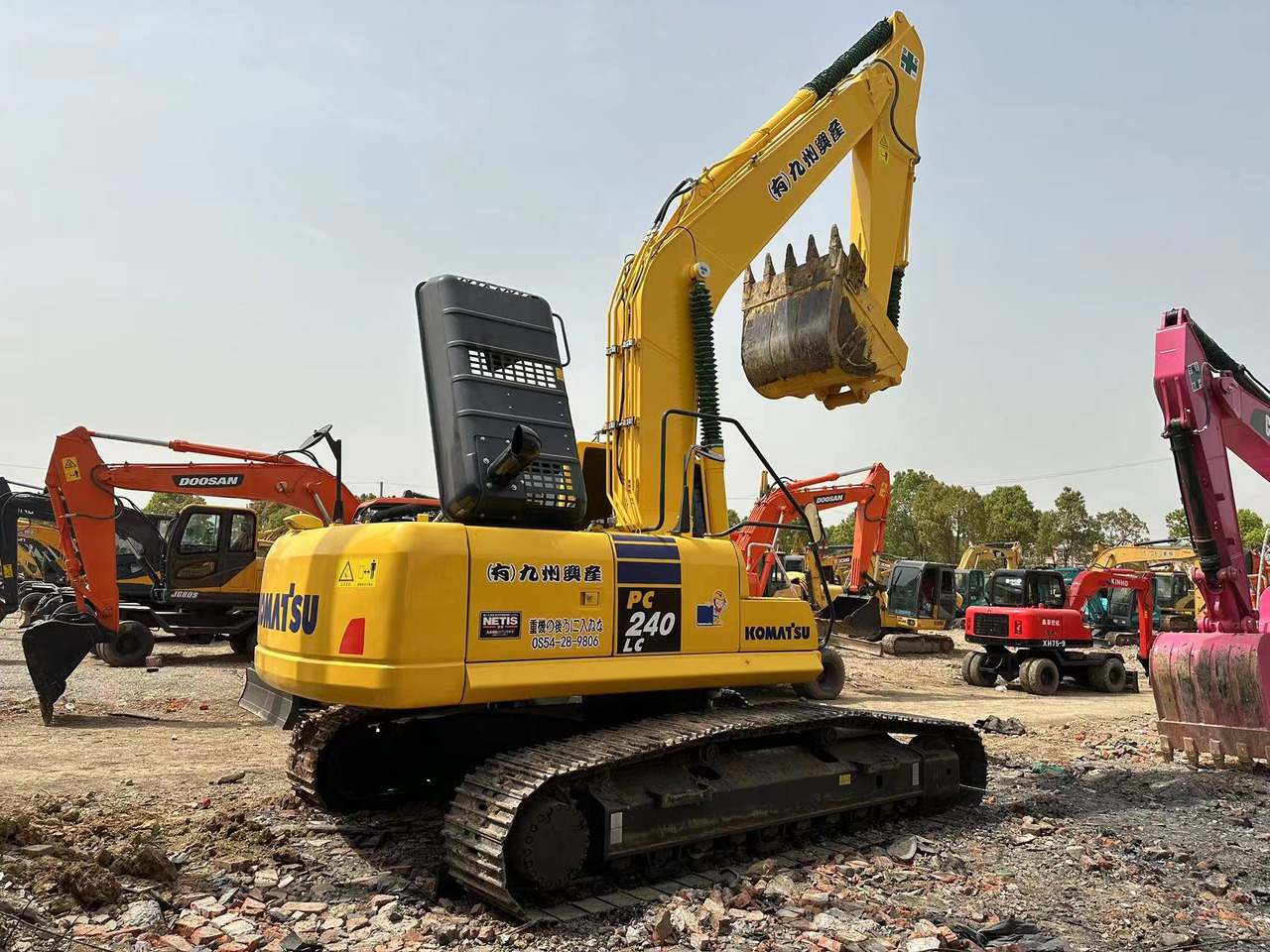 Komatsu Crawler excavator PC240 for Sale - Rupsgraafmachine: afbeelding 1 Komatsu Crawler excavator PC240 for Sale - Rupsgraafmachine: afbeelding 1
