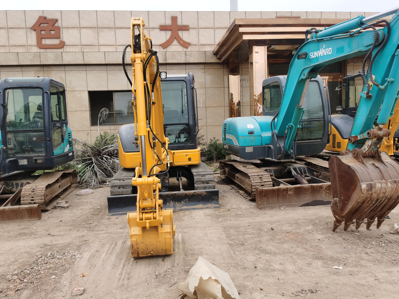 Komatsu Mini Excavator Pc40MR - Minigraafmachine: afbeelding 2 Komatsu Mini Excavator Pc40MR - Minigraafmachine: afbeelding 2