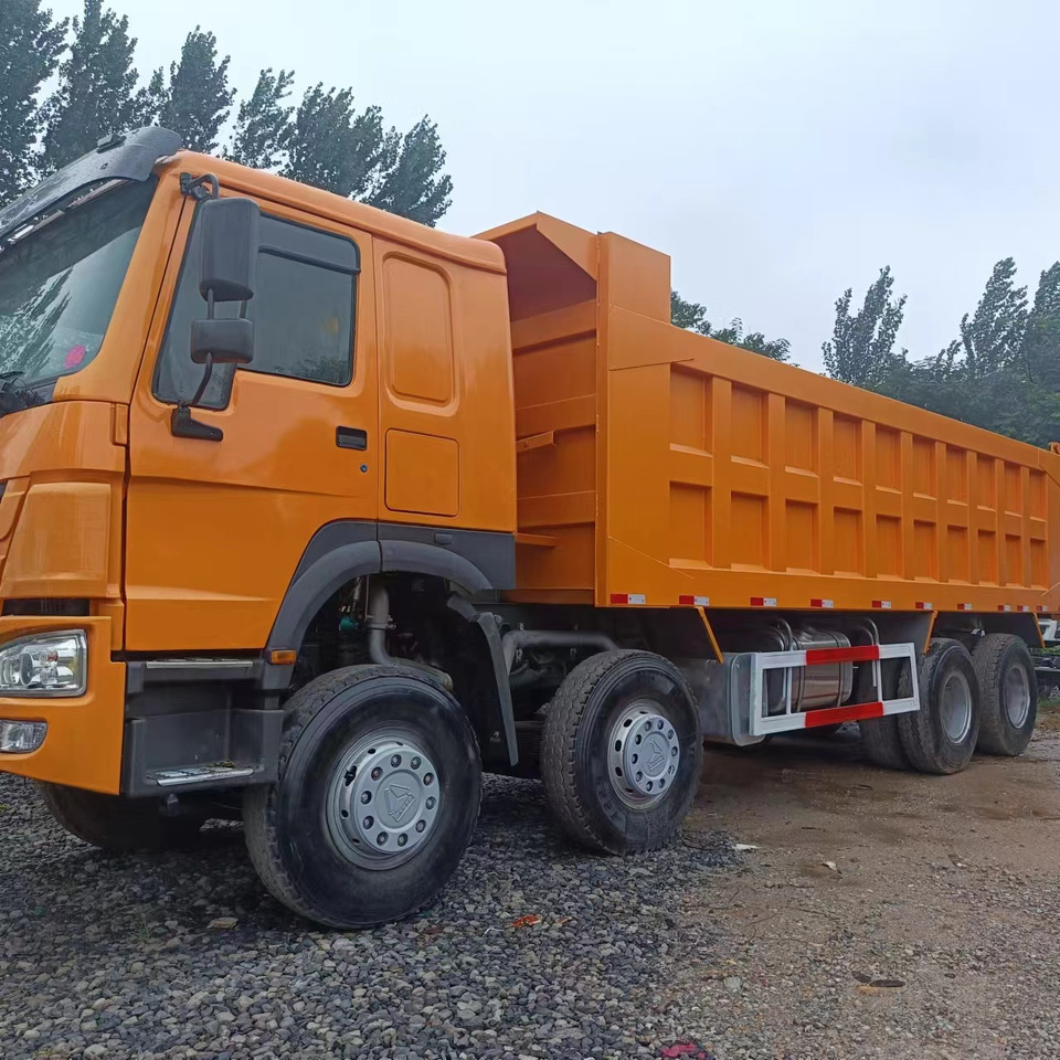 Sino HOWO 8x4 Dump Truck Click for Discount - Kipper vrachtwagen: afbeelding 1 Sino HOWO 8x4 Dump Truck Click for Discount - Kipper vrachtwagen: afbeelding 1