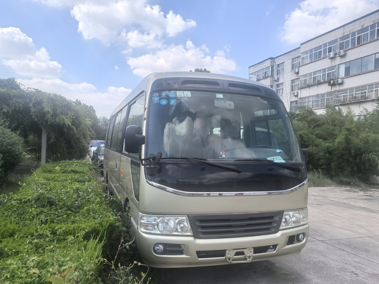 TOYOTA Mini Bus Click here for Discount - Touringcar: afbeelding 2 TOYOTA Mini Bus Click here for Discount - Touringcar: afbeelding 2