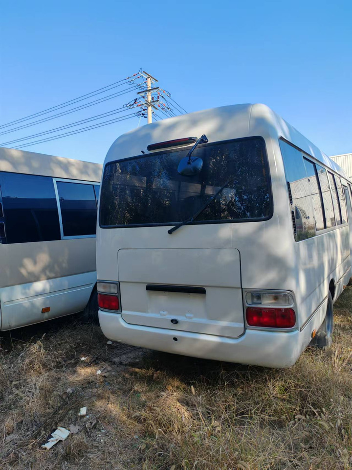 TOYOTA Whit Mini Bus Click for Discount - Touringcar: afbeelding 3 TOYOTA Whit Mini Bus Click for Discount - Touringcar: afbeelding 3