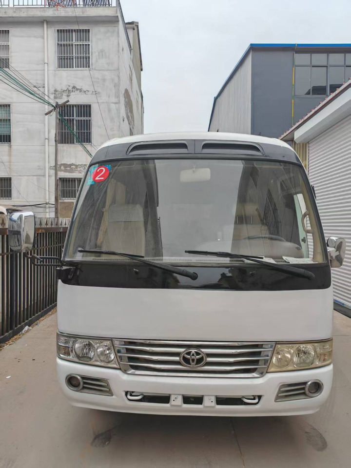 TOYOTA White Mini Bus 29 Seats Click Here for Discount - Touringcar: afbeelding 2 TOYOTA White Mini Bus 29 Seats Click Here for Discount - Touringcar: afbeelding 2