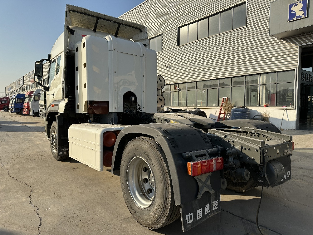 HOWO N7W 410 Haohan Tractor Unit 4X2 - Trekker: afbeelding 4 HOWO N7W 410 Haohan Tractor Unit 4X2 - Trekker: afbeelding 4