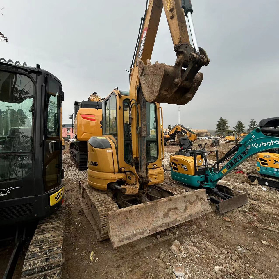 XCMG XE35U Mini Excavator 3.5T Click for Discount - Minigraafmachine: afbeelding 1 XCMG XE35U Mini Excavator 3.5T Click for Discount - Minigraafmachine: afbeelding 1