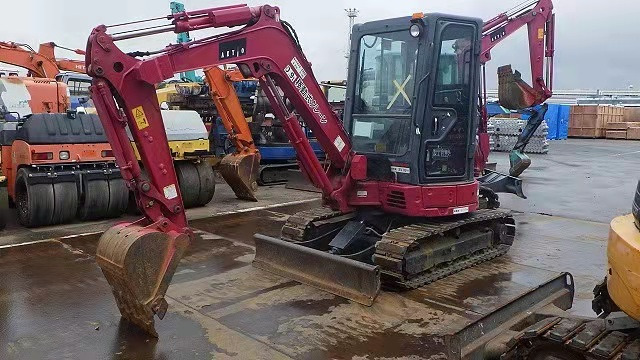 YANMAR VIO30 - Minigraafmachine: afbeelding 4 YANMAR VIO30 - Minigraafmachine: afbeelding 4