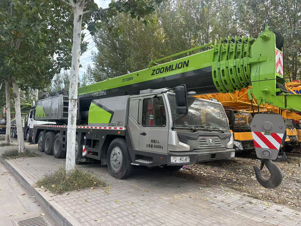 ZOOMLION Crane 100 Ton Click Here for Discount - Alle terrein kraan: afbeelding 4 ZOOMLION Crane 100 Ton Click Here for Discount - Alle terrein kraan: afbeelding 4