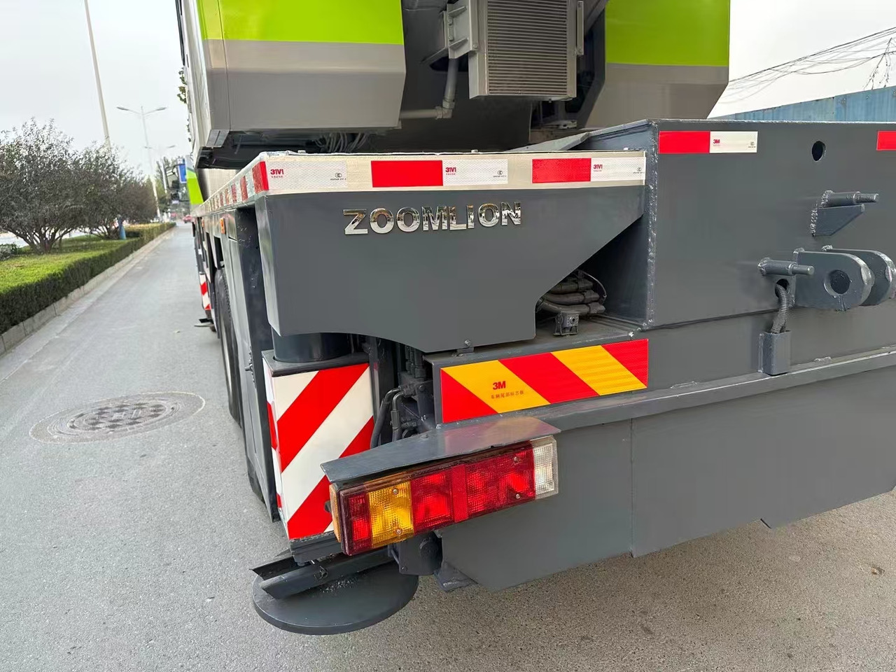 ZOOMLION Crane 80T Click Here for Discount - Alle terrein kraan: afbeelding 3 ZOOMLION Crane 80T Click Here for Discount - Alle terrein kraan: afbeelding 3