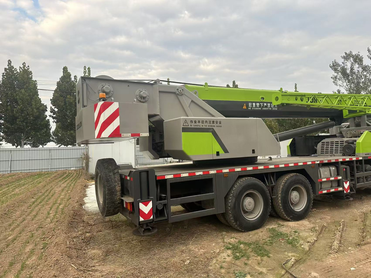 ZOOMLION Crane ZTC251V 25Ton - Alle terrein kraan: afbeelding 5 ZOOMLION Crane ZTC251V 25Ton - Alle terrein kraan: afbeelding 5