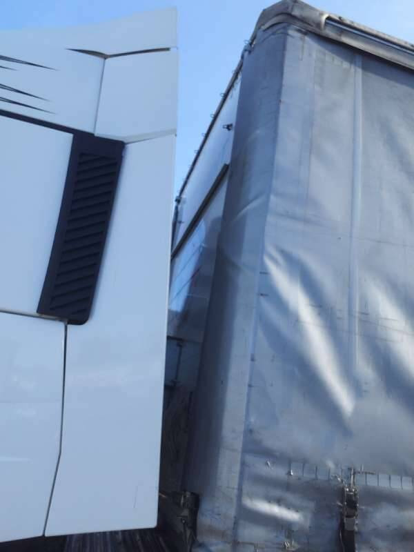 Semi-remorque 3 Essieux 38 TONNES 2 PORTES AR REHAUSSABLE - Schuifzeiloplegger: afbeelding 2 Semi-remorque 3 Essieux 38 TONNES 2 PORTES AR REHAUSSABLE - Schuifzeiloplegger: afbeelding 2