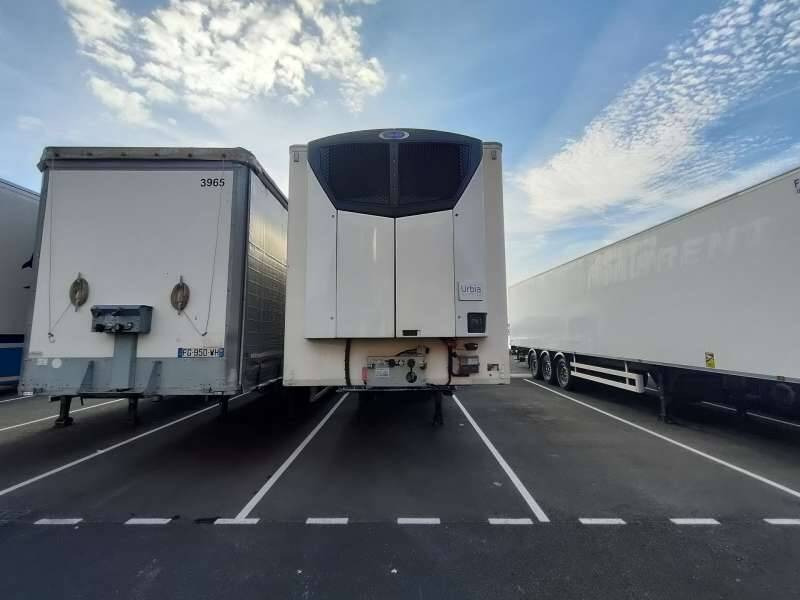 Semi-remorque 3 Essieux 38 TONNES HAYON CAISSE CHEREAU GROUPE CARRIER VECTOR HE 19 MT - Koelwagen oplegger: afbeelding 2 Semi-remorque 3 Essieux 38 TONNES HAYON CAISSE CHEREAU GROUPE CARRIER VECTOR HE 19 MT - Koelwagen oplegger: afbeelding 2